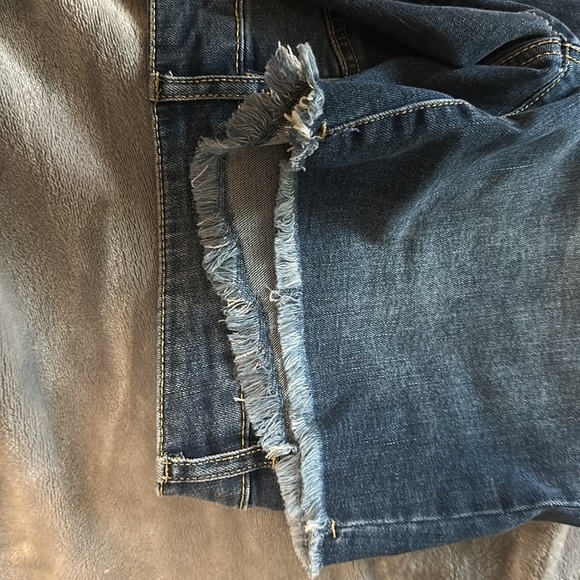 Blue biker jeans shorts, size 7/28 - Picture 3 of 4